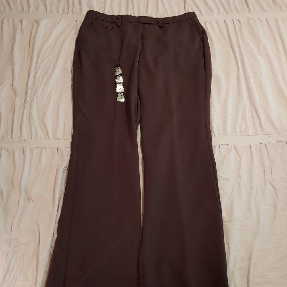 NWT Gloria Vanderbilt dress plants.